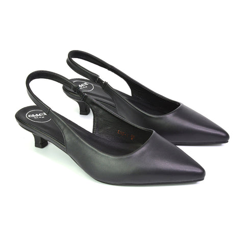 Black UK 6 | EU 39 | US 8 | XY London