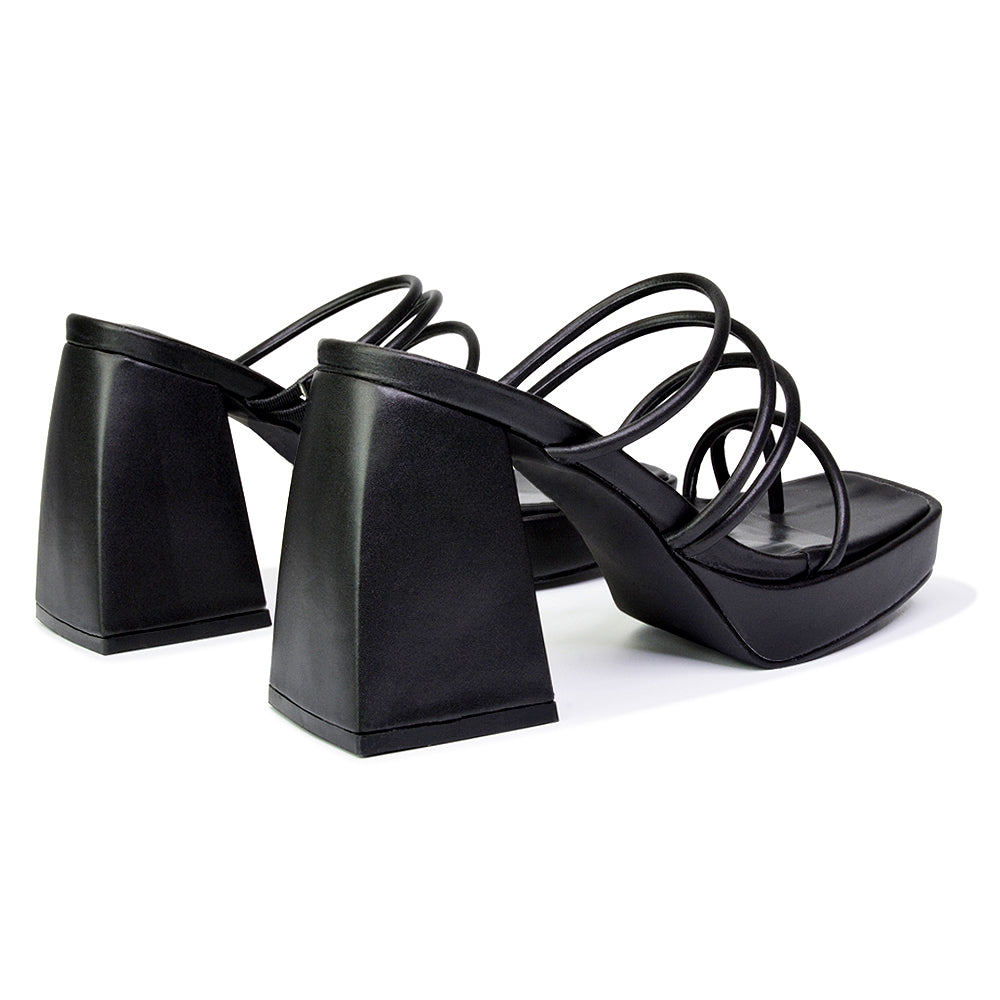 Black Synthetic Leather UK 6 | EU 39 | US 8 | XY London