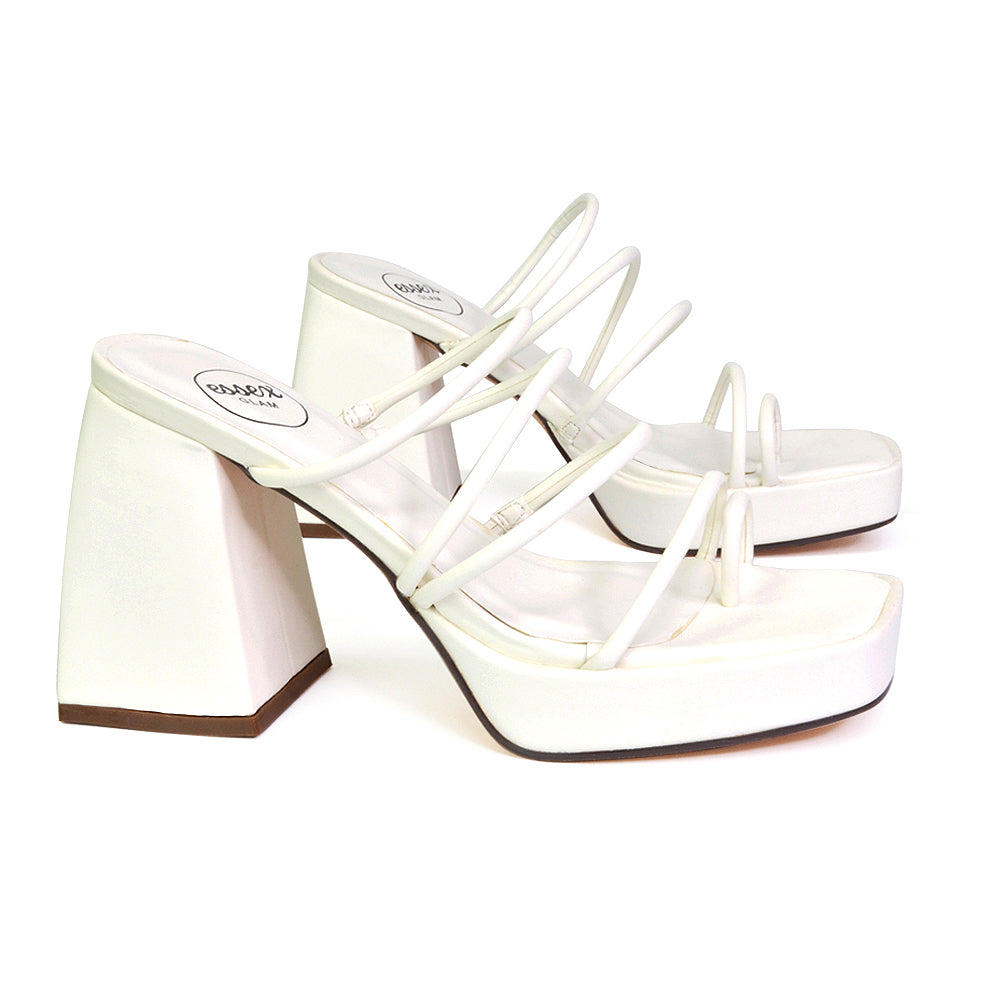 White UK 5 | EU 38 | US 7 | XY London