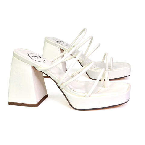 White UK 5 | EU 38 | US 7 | XY London