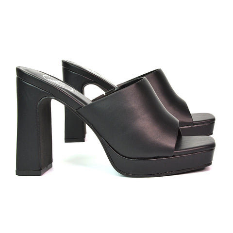 Black UK 6 | EU 39 | US 8 | XY London