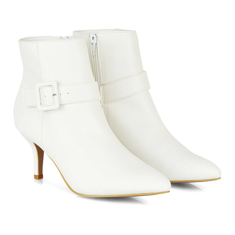 White UK 3 | EU 36 | US 5 | XY London