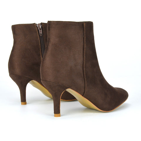 Brown UK 3 | EU 36 | US 5 | XY London