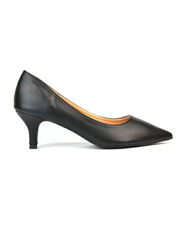 black pointed toe kitten heel court shoes, black fashionable court shoes, pointed toe kitten heel court shoes, fashionable court shoes