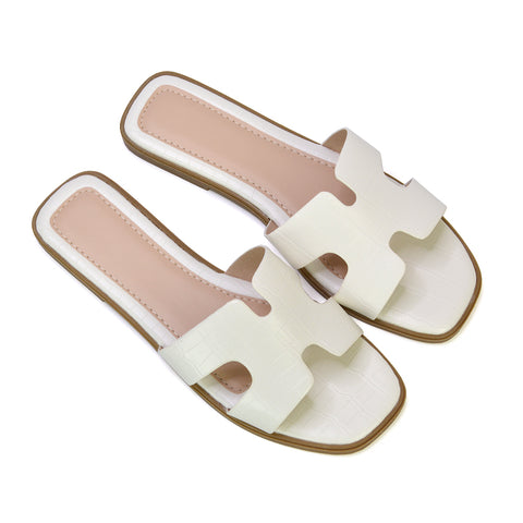 gold holiday sandals, gold summer sandals, holiday sandals, summer sandals