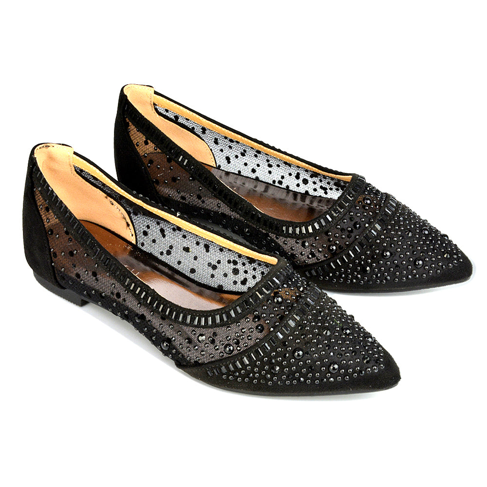 Black UK 6 | EU 39 | US 8 | XY London