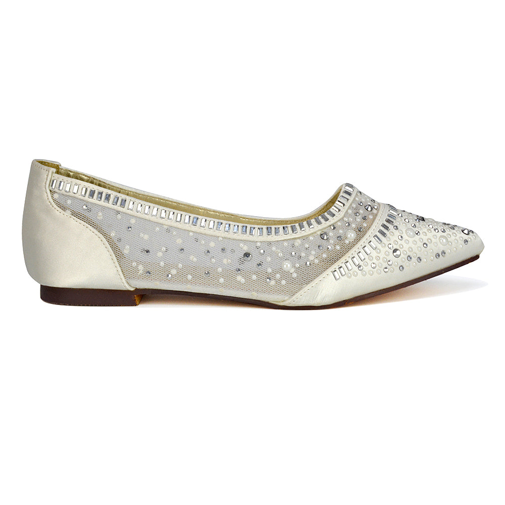 Ivory UK 4 | EU 37 | US 6 | XY London