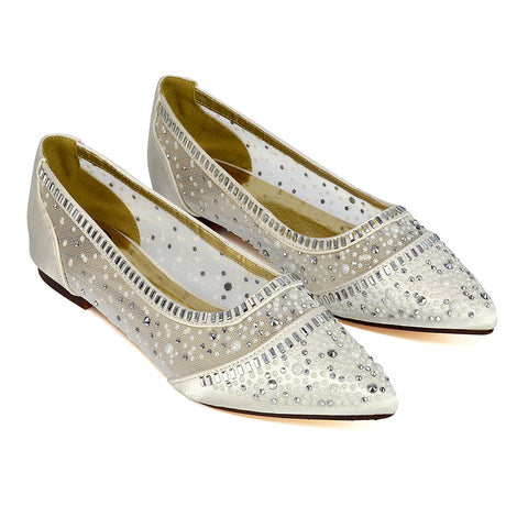 Ivory UK 4 | EU 37 | US 6 | XY London