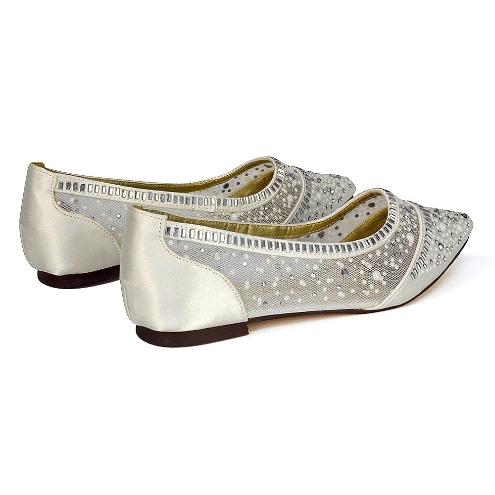 Ivory UK 4 | EU 37 | US 6 | XY London