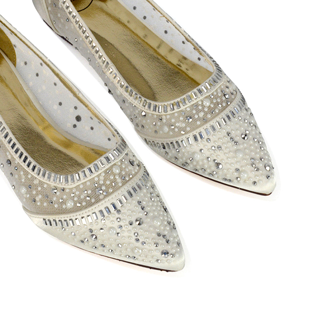 Ivory UK 4 | EU 37 | US 6 | XY London