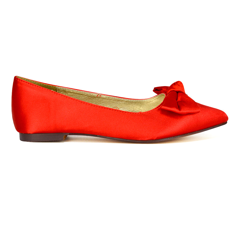 Red UK 6 | EU 39 | US 8 | XY London