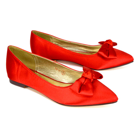 Red UK 6 | EU 39 | US 8 | XY London