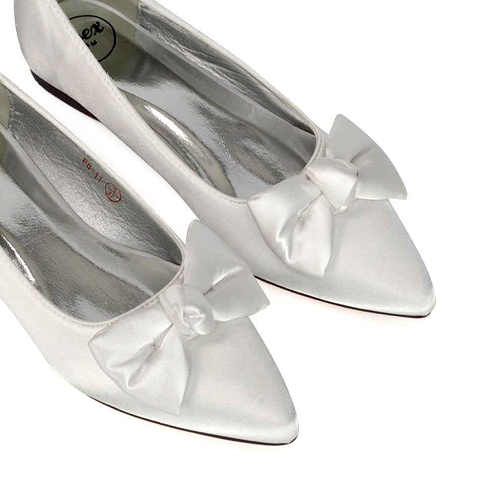 White UK 3 | EU 36 | US 5 | XY London