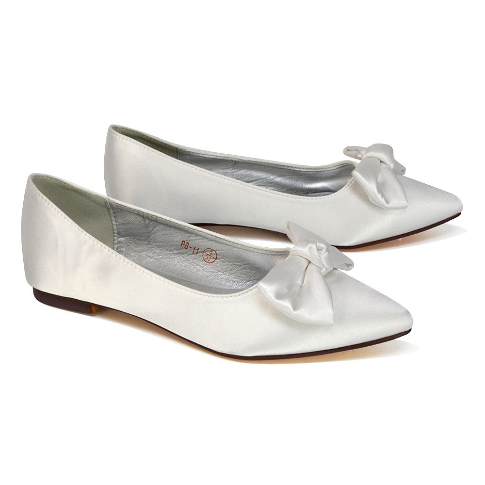 White UK 3 | EU 36 | US 5 | XY London