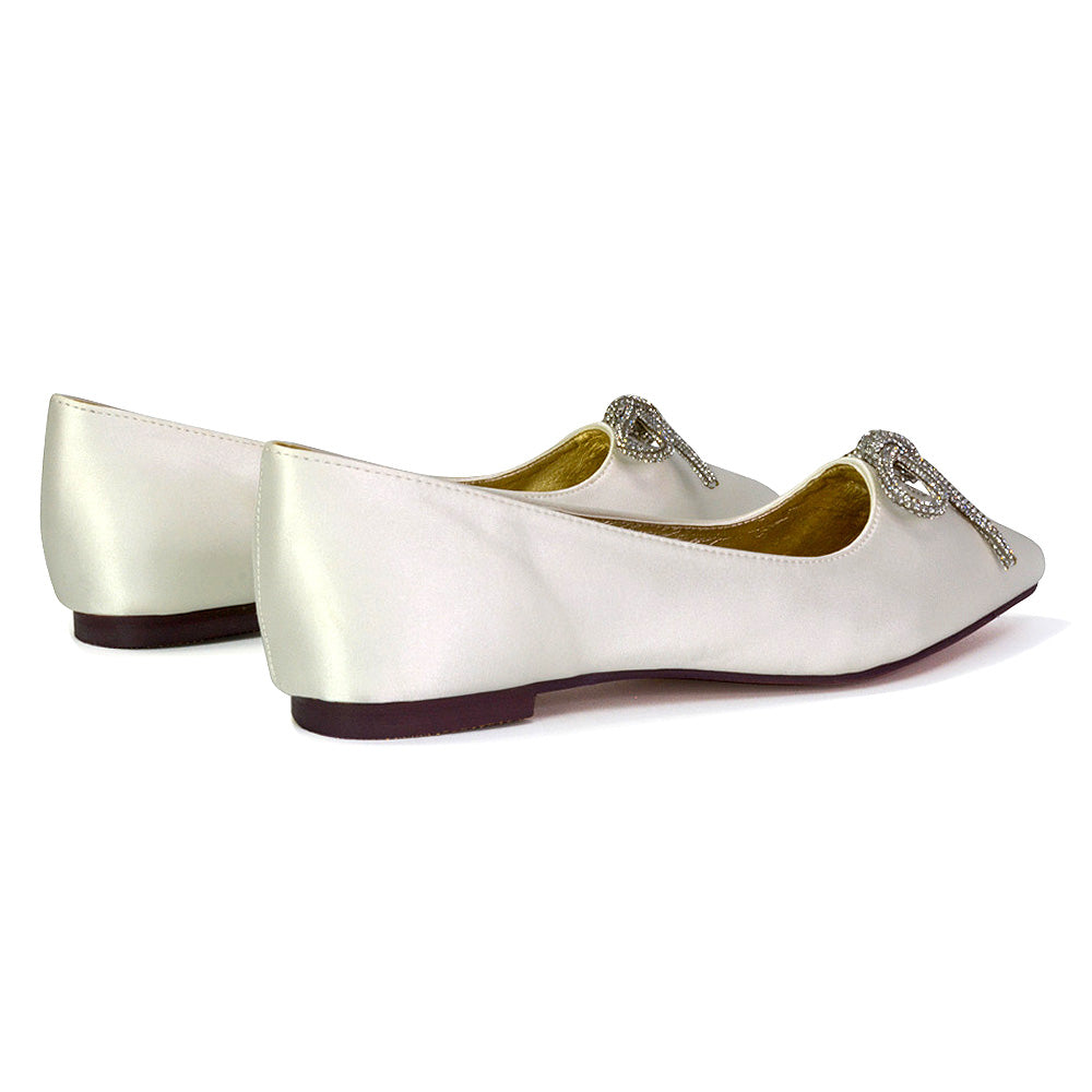 Ivory UK 6 | EU 39 | US 8 | XY London