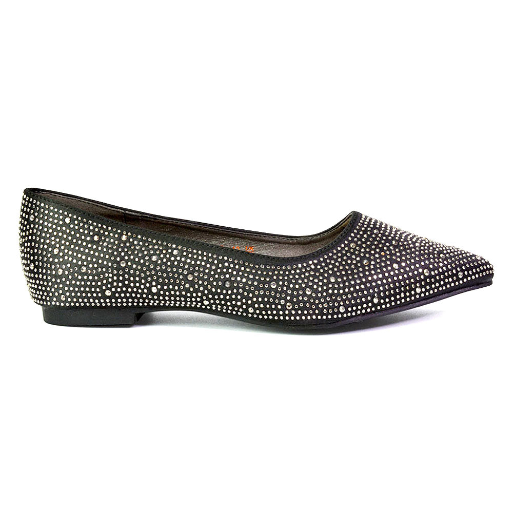 Black UK 3 | EU 36 | US 5 | XY London