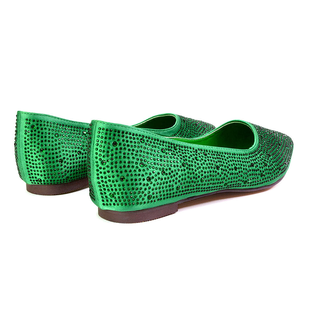 Green UK 6 | EU 39 | US 8 | XY London