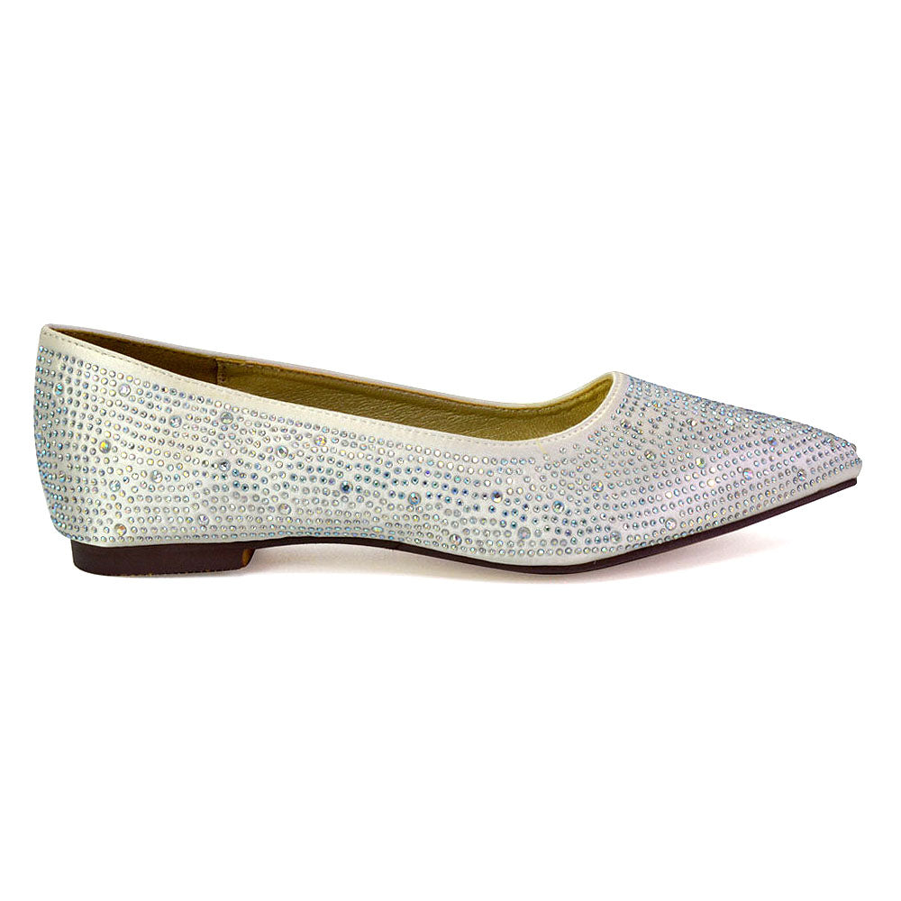 Ivory UK 4 | EU 37 | US 6 | XY London