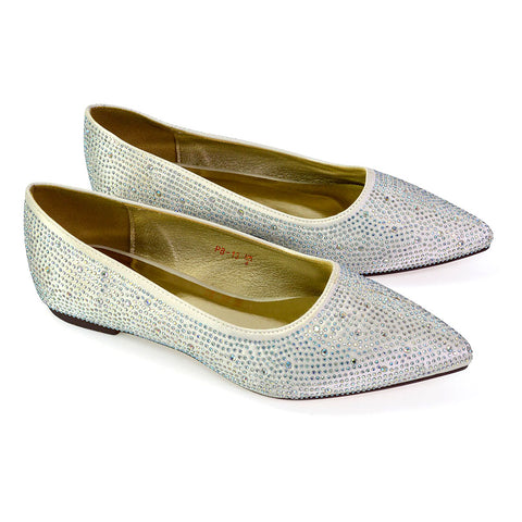 Ivory UK 4 | EU 37 | US 6 | XY London