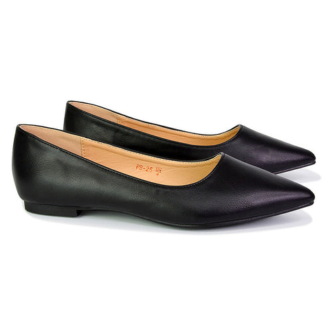 Black UK 4 | EU 37 | US 6 | XY London