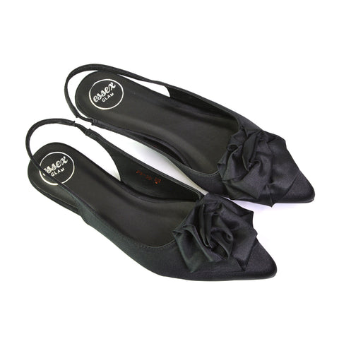 Black UK 6 | EU 39 | US 8 | XY London