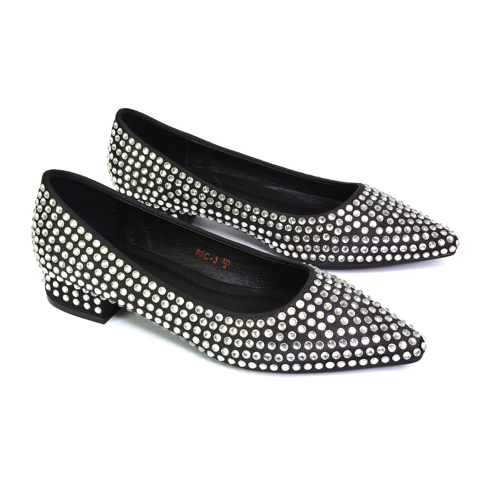 Black UK 6 | EU 39 | US 8 | XY London