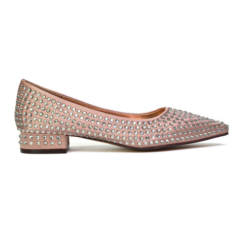 Champagne UK 7 | EU 40 | US 9 | XY London