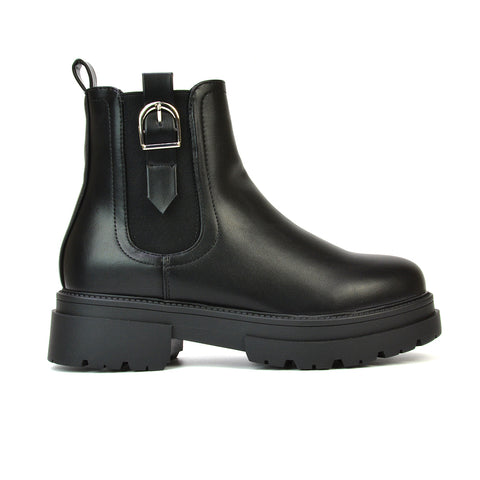 Black UK 4 | EU 37 | US 6 | XY London