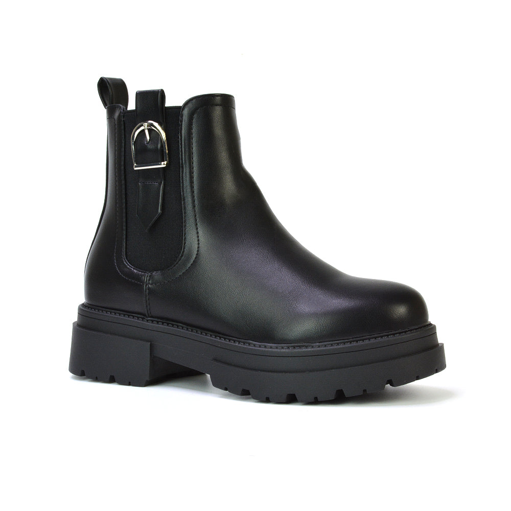 Black UK 4 | EU 37 | US 6 | XY London