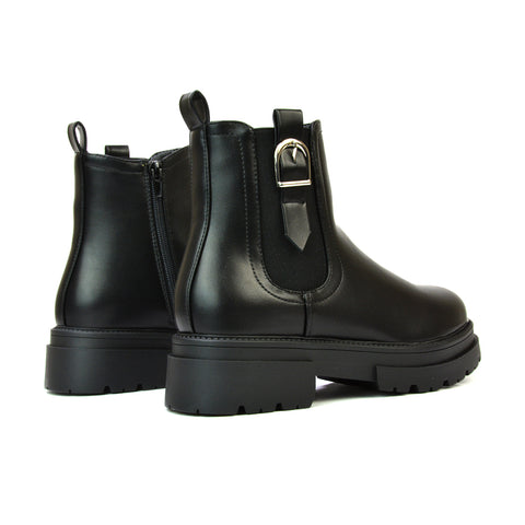 Black UK 6 | EU 39 | US 8 | XY London