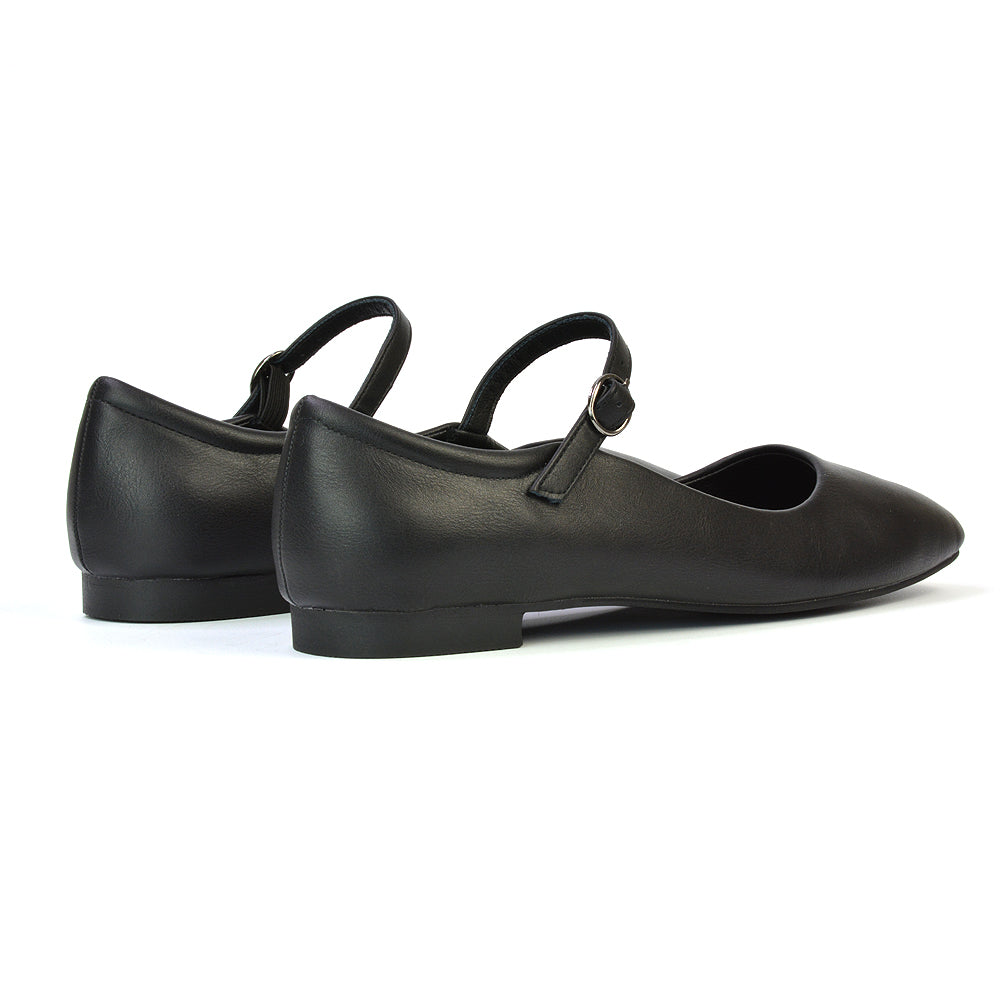 Black Synthetic Leather UK 6 | EU 39 | US 8 | XY London
