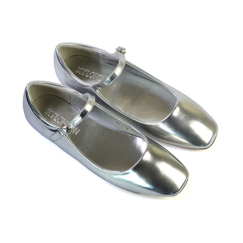 Silver UK 6 | EU 39 | US 8 | XY London