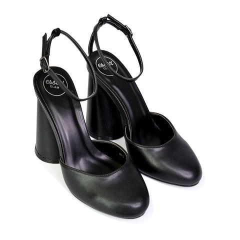 Black UK 3 | EU 36 | US 5 | XY London