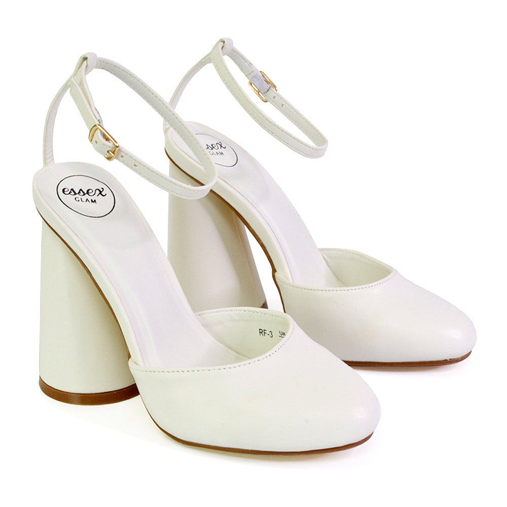 White UK 3 | EU 36 | US 5 | XY London