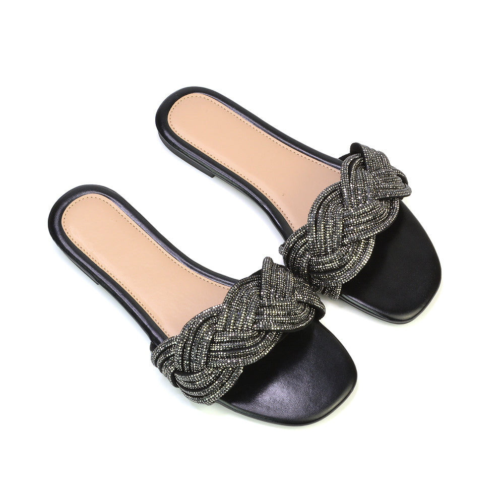 Black UK 6 | EU 39 | US 8 | XY London