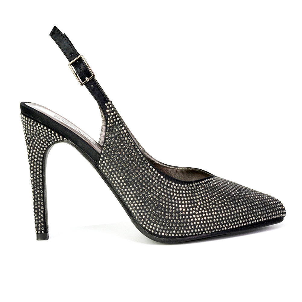 Black UK 4 | EU 37 | US 6 | XY London