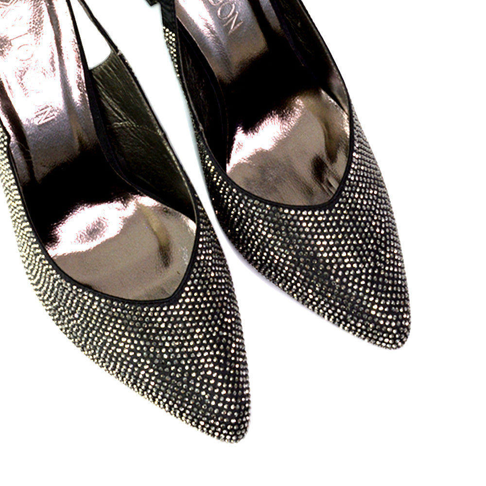 Black UK 3 | EU 36 | US 5 | XY London