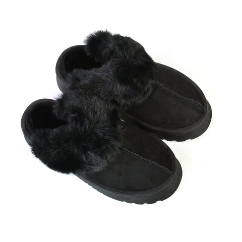 Black UK 6 | EU 39 | US 8 | XY London