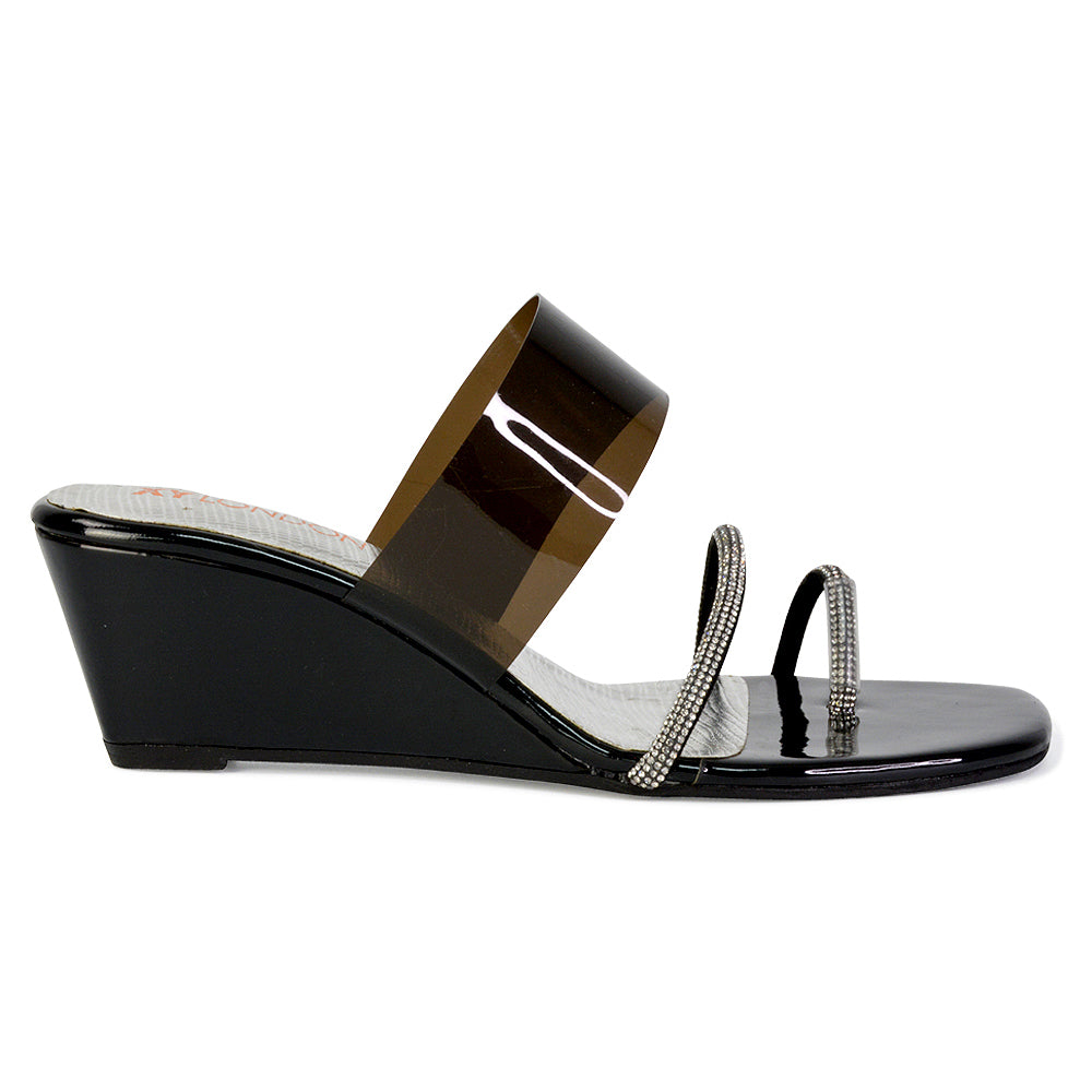 Black UK 6 | EU 39 | US 8 | XY London
