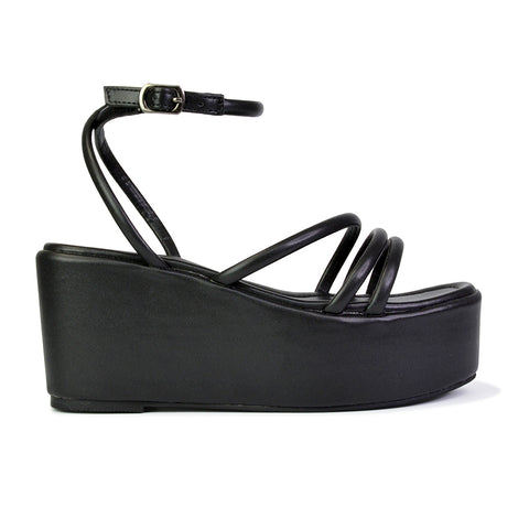 Black UK 6 | EU 39 | US 8 | XY London