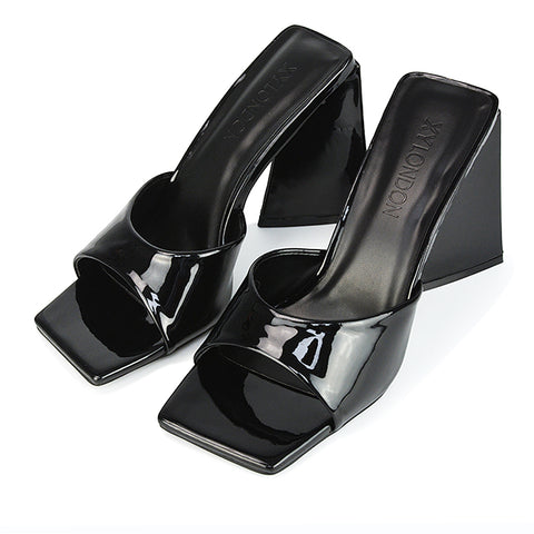 Black Patent UK 8 | EU 41 | US 10 | XY London